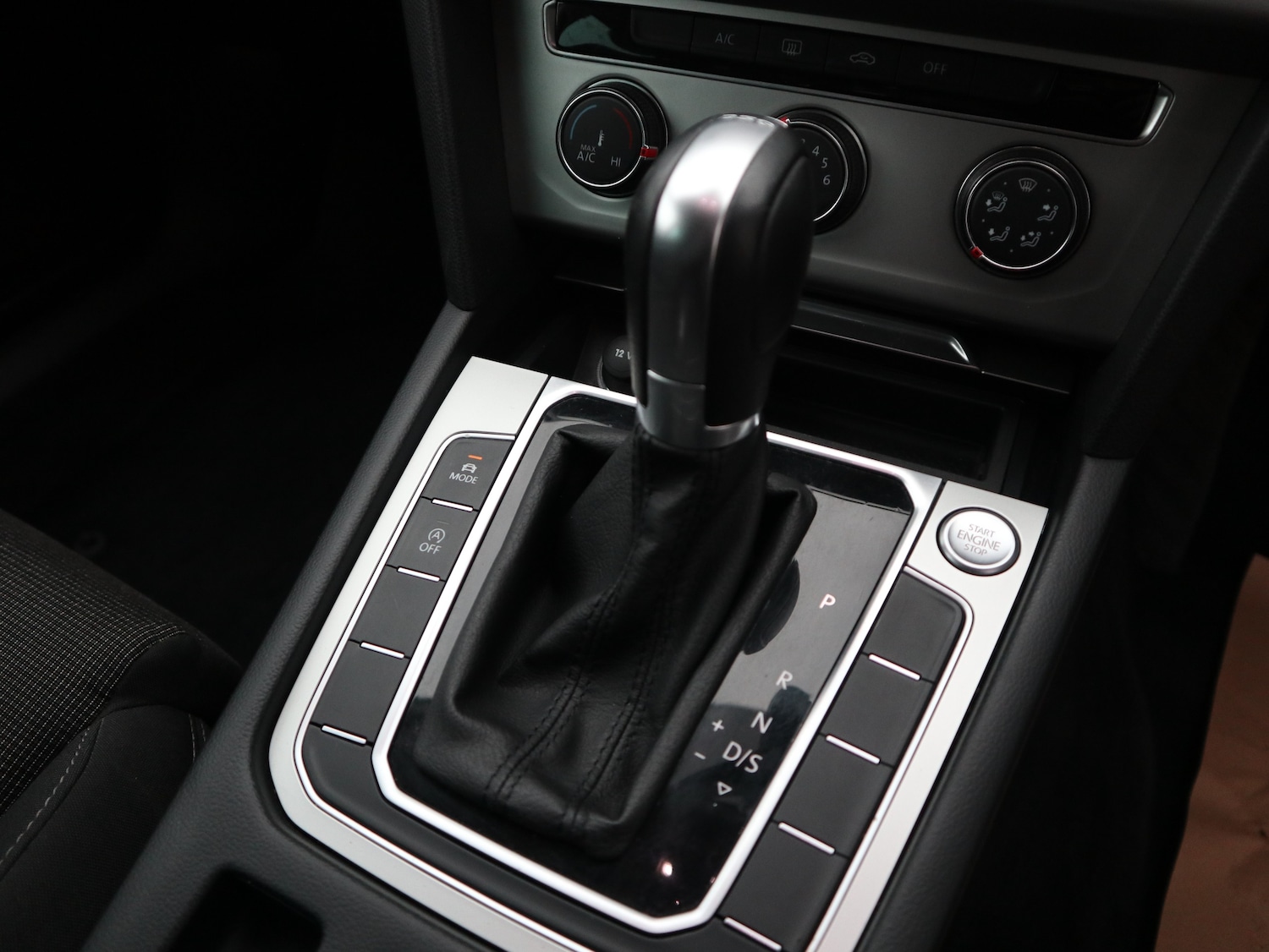 Used Volkswagen Passat 2017 for sale - 77287376: Photo 13