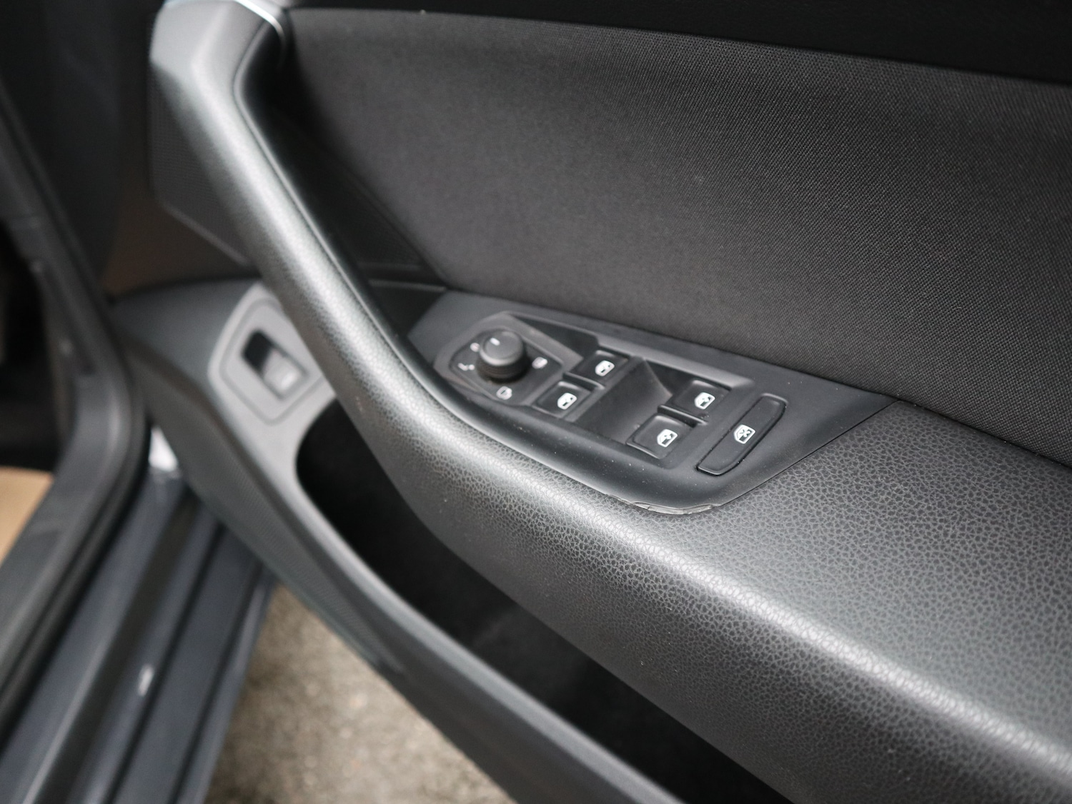 Used Volkswagen Passat 2017 for sale - 77287376: Photo 7