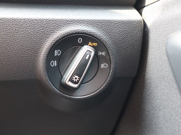 Used Volkswagen T-Roc 2020 for sale - 75113236: Photo 30