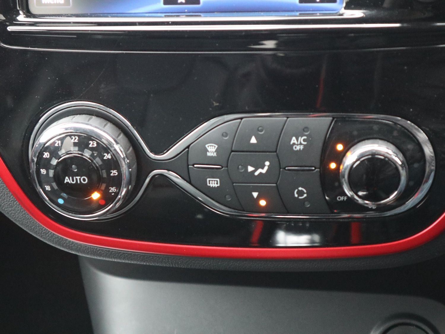 Used Renault Captur 2016 for sale - 77287379: Photo 15