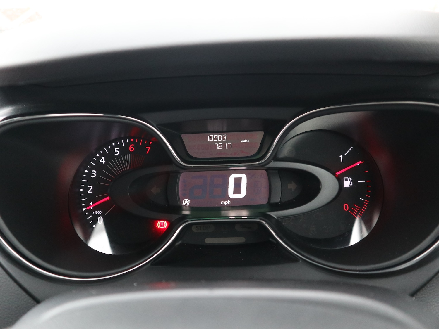 Used Renault Captur 2016 for sale - 77287379: Photo 3