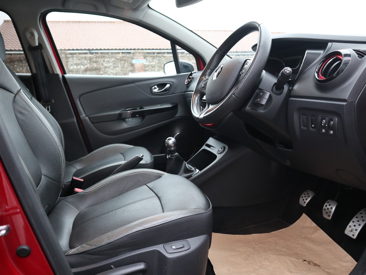 Used Renault Captur 2016 for sale - 77287379: Photo 7