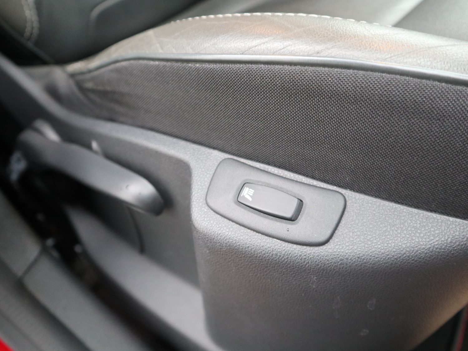 Used Renault Captur 2016 for sale - 77287379: Photo 8