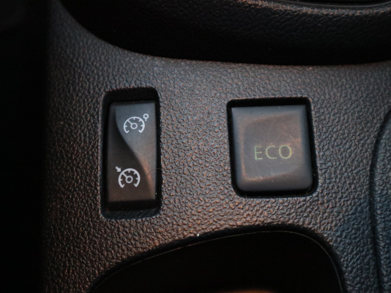 Used Renault Captur 2017 for sale - 76616896: Photo 16