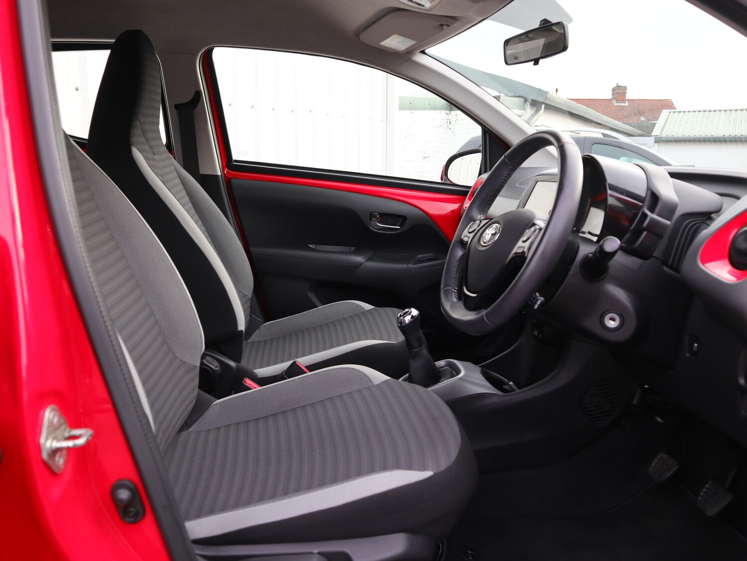 Used Toyota AYGO 2018 for sale - 76369052: Photo 7