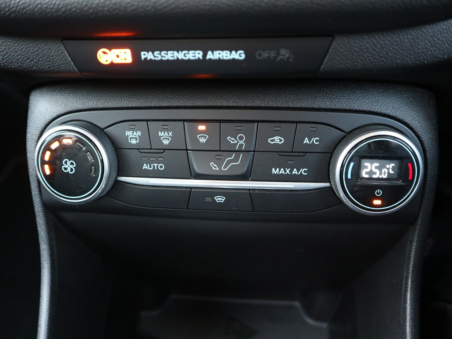 Used Ford Fiesta 2017 for sale - 76625721: Photo 17