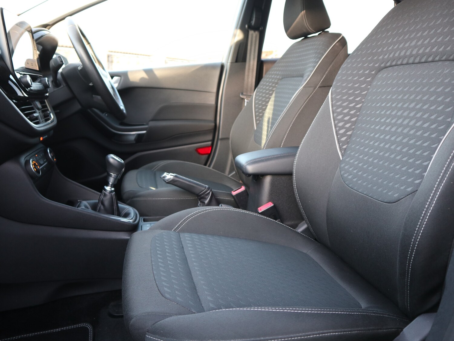 Used Ford Fiesta 2017 for sale - 76625721: Photo 20