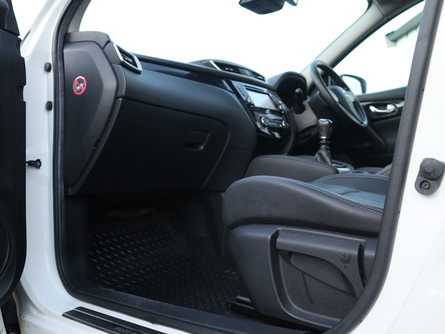 Used Nissan Qashqai 2014 for sale - 77200820: Photo 19