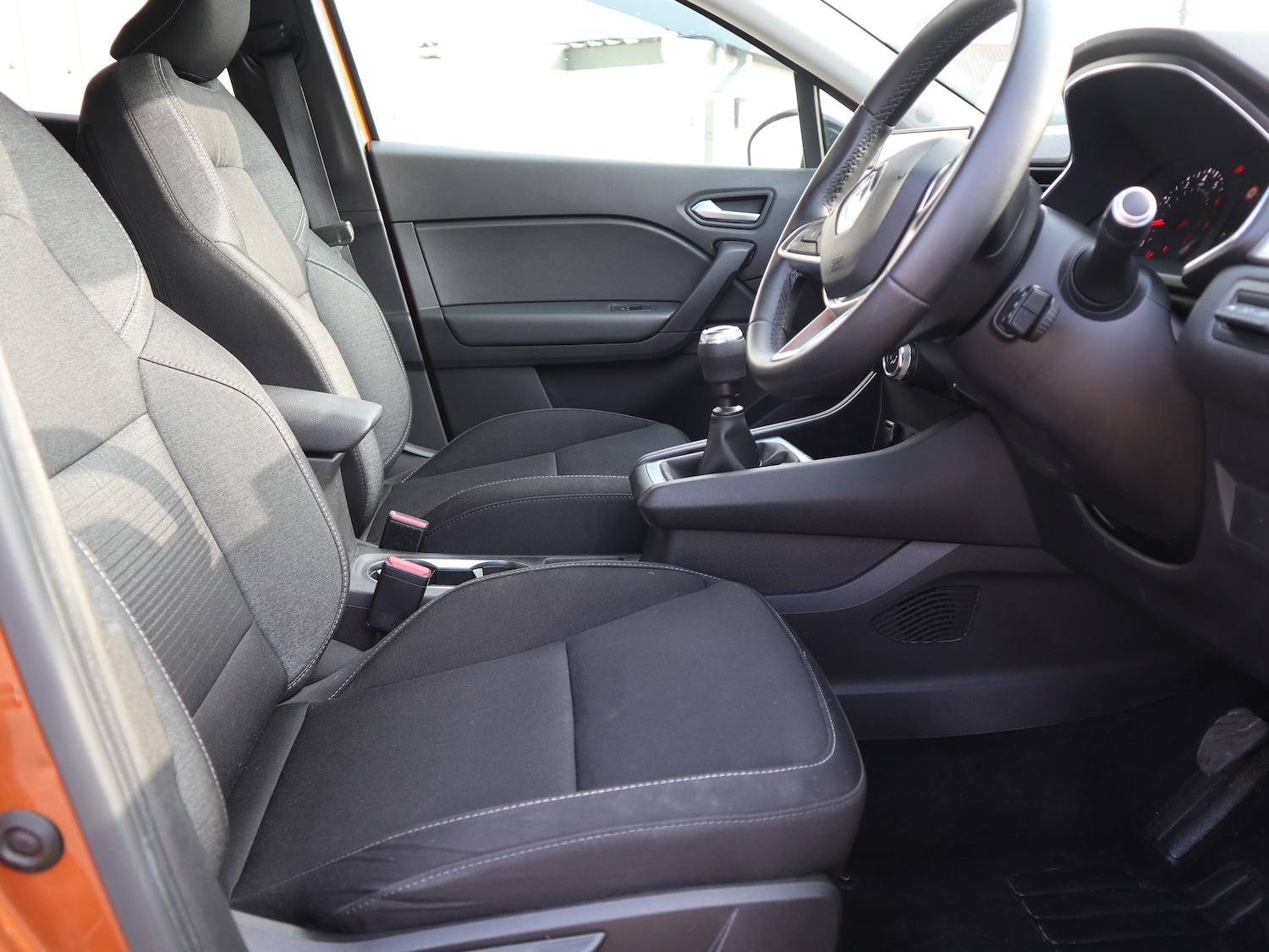 Used Renault Captur 2021 for sale - 77546189: Photo 8