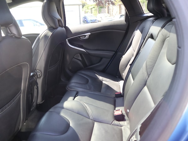Used Volvo V40 2019 for sale - 74495512: Photo 27
