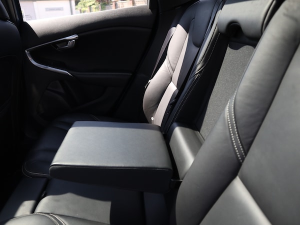 Used Volvo V40 2019 for sale - 74495512: Photo 28