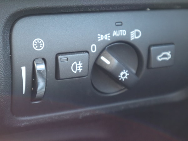 Used Volvo V40 2019 for sale - 74495512: Photo 34