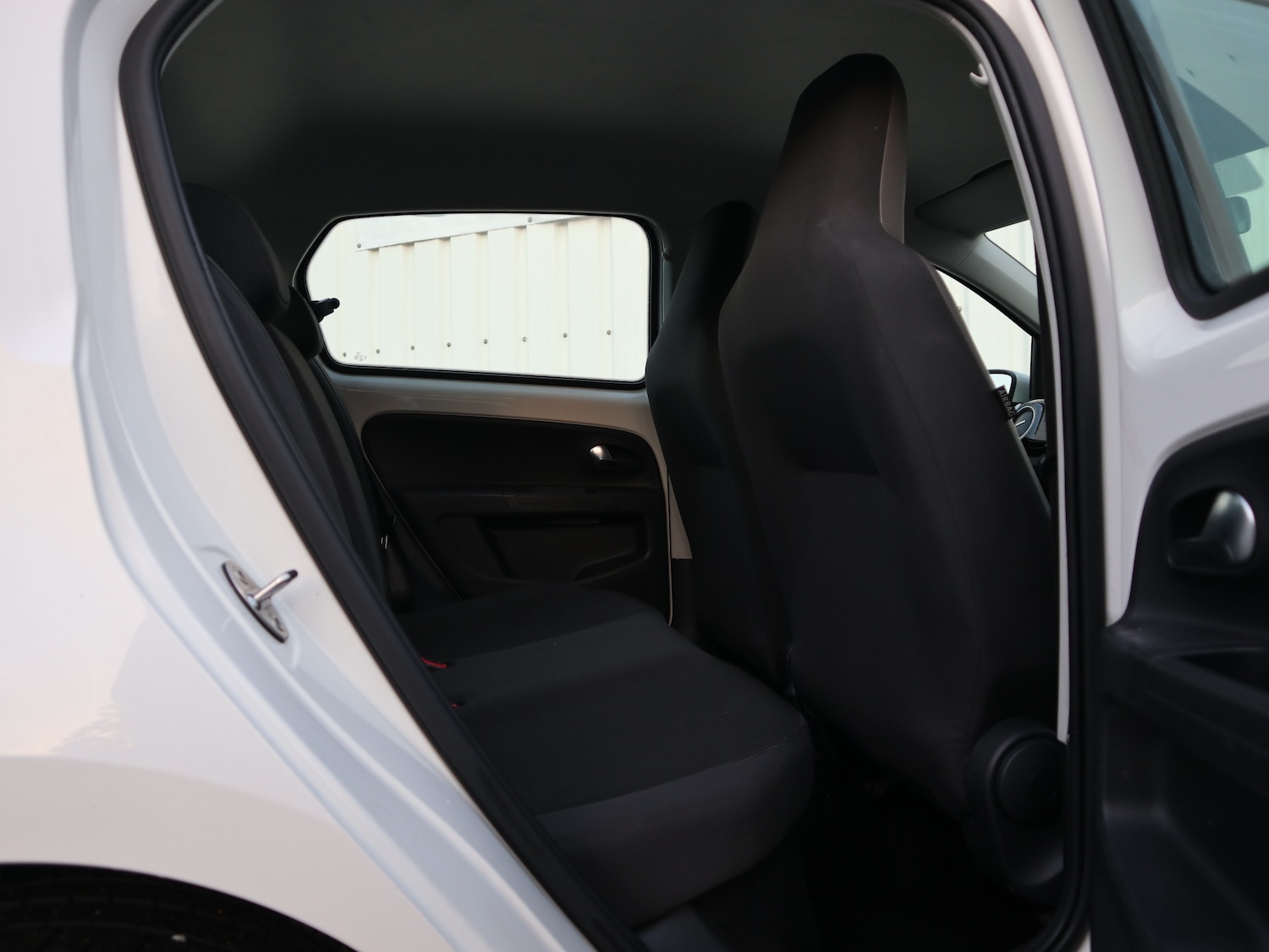 Used Volkswagen up! 2013 for sale - 77364108: Photo 17