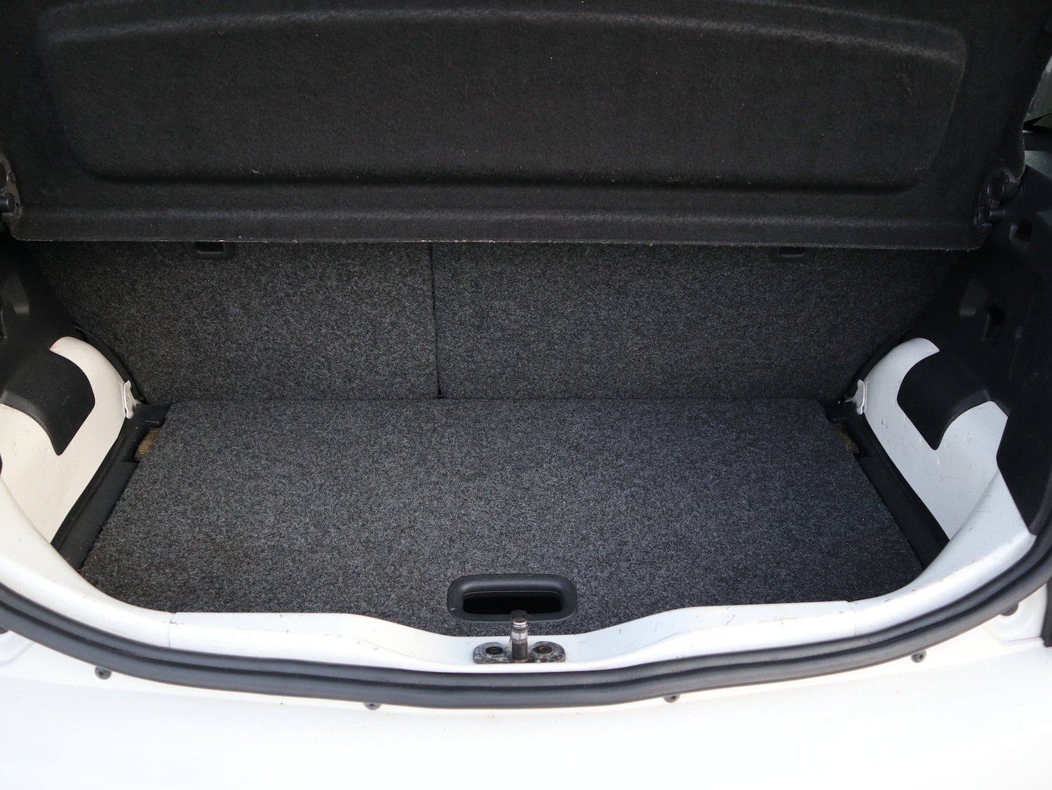 Used Volkswagen up! 2013 for sale - 77364108: Photo 19