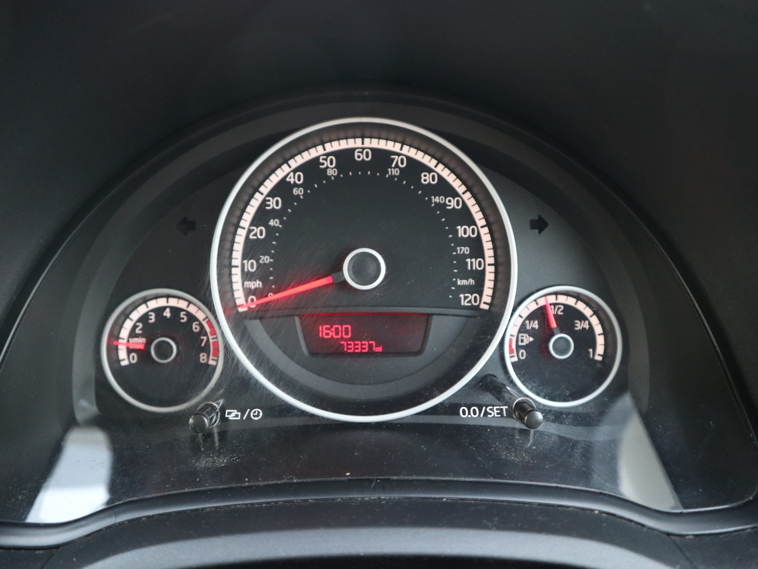 Used Volkswagen up! 2013 for sale - 77364108: Photo 3