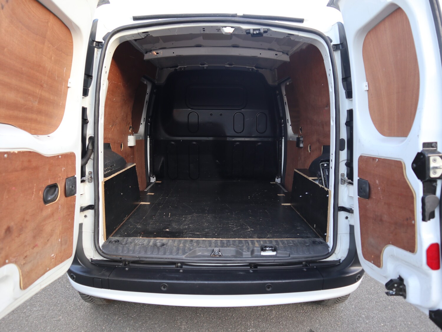 Used Renault Kangoo 2019 for sale - 77878636: Photo 22