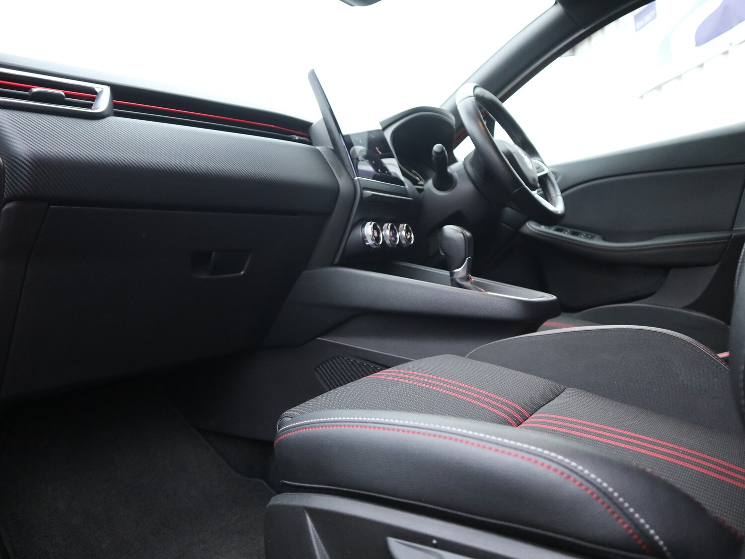 Used Renault Clio 2021 for sale - 77287386: Photo 25