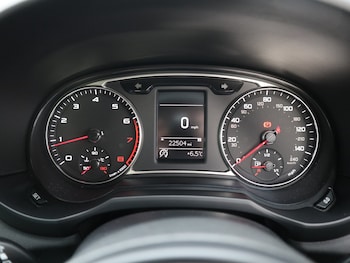 Used Audi A1 2015 for sale - 76922711: Photo