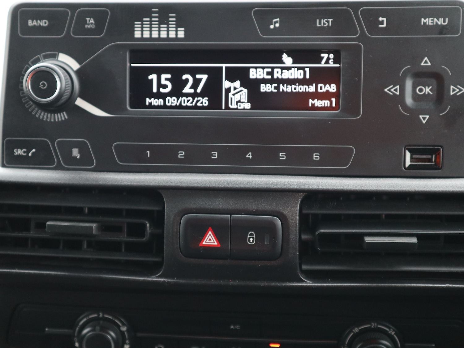 Used Vauxhall Combo 2019 for sale - 77341055: Photo 10