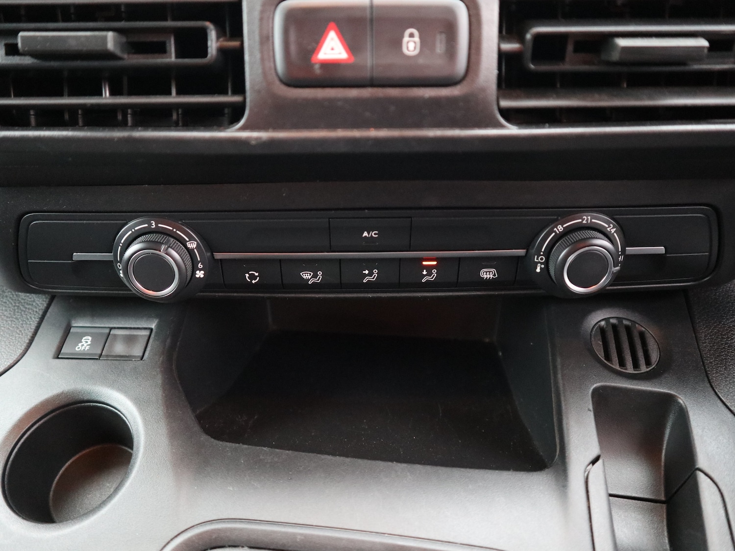 Used Vauxhall Combo 2019 for sale - 77341055: Photo 13