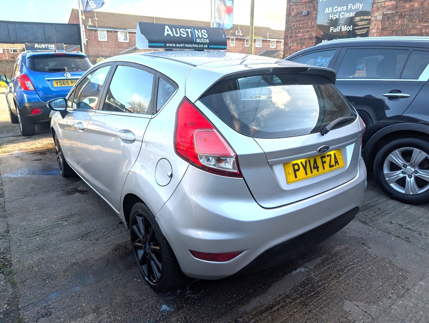Used Ford Fiesta 2014 for sale - 76605957: Photo 3