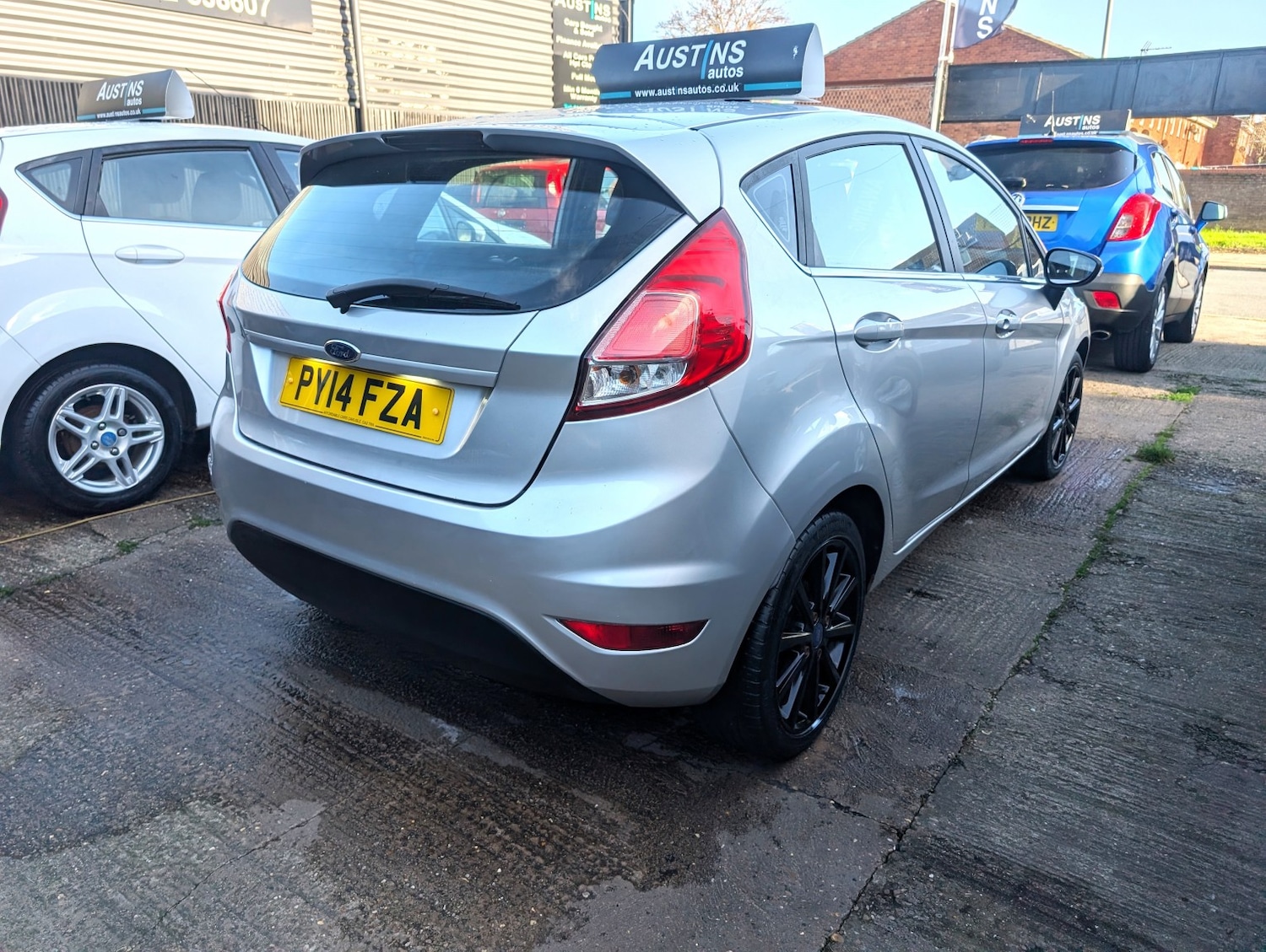 Used Ford Fiesta 2014 for sale - 76605957: Photo 4