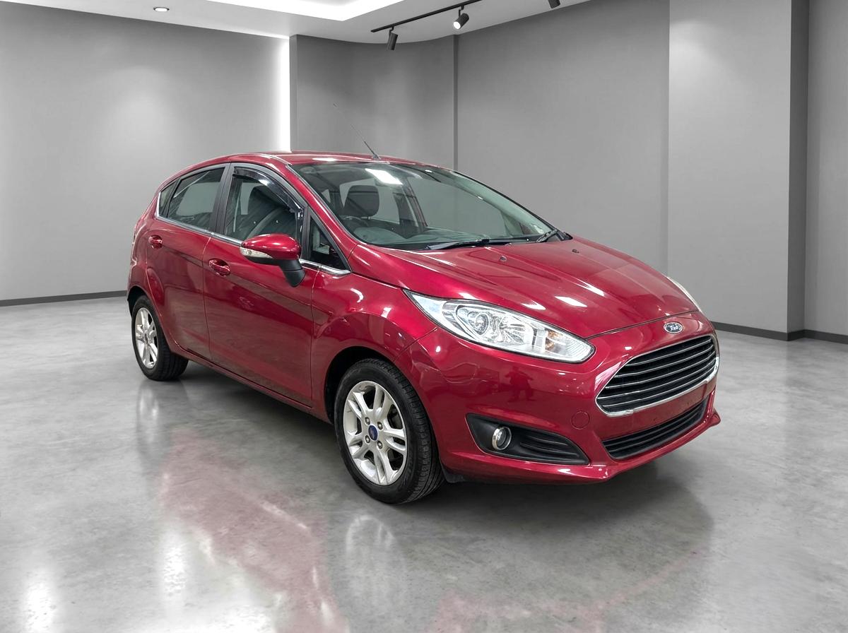 Used Ford Fiesta 2015 for sale - 78057040: Photo 2
