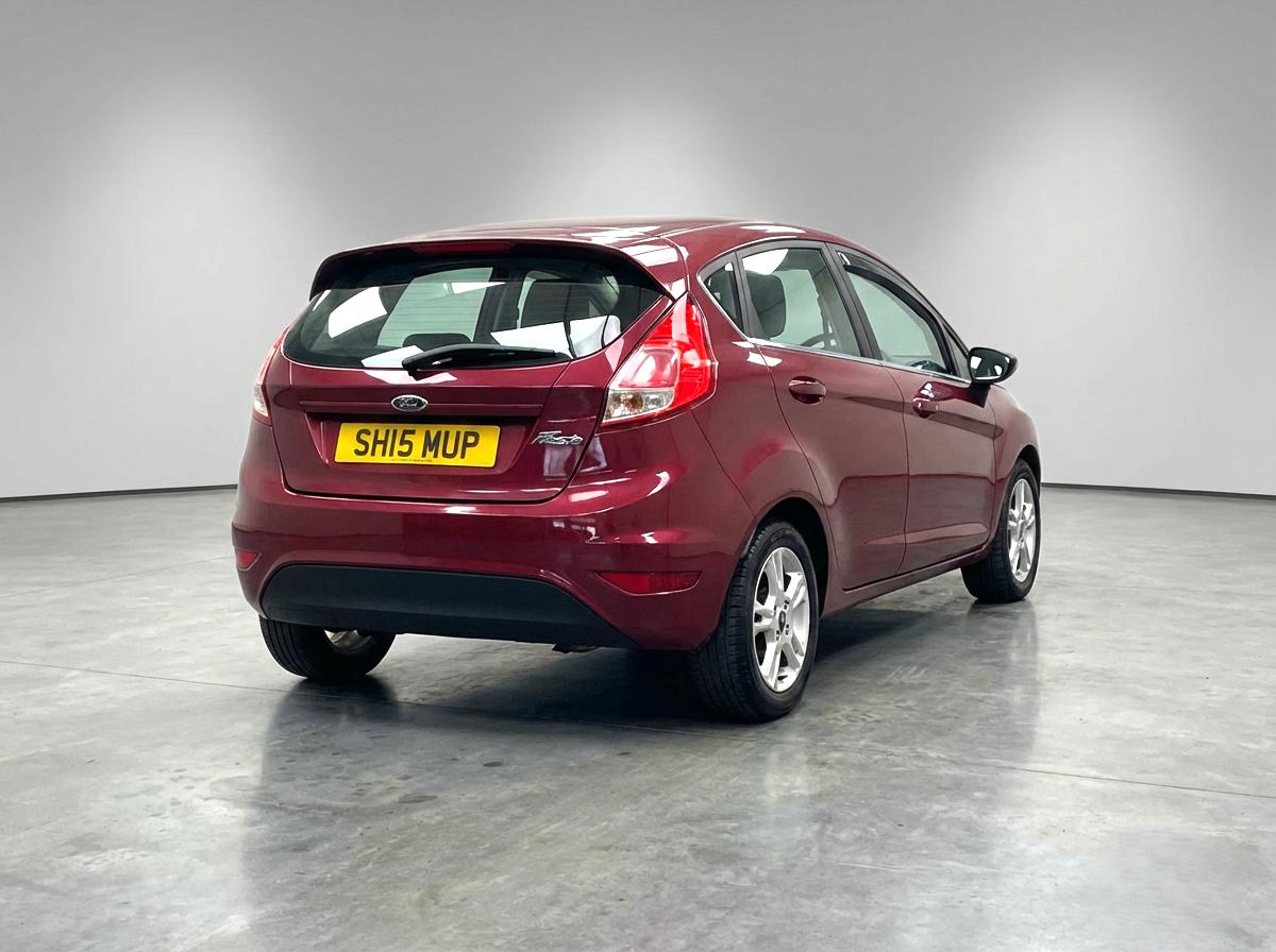 Used Ford Fiesta 2015 for sale - 78057040: Photo 4