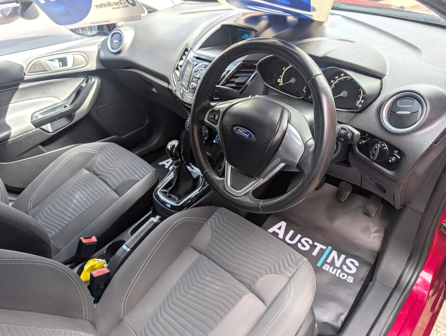 Used Ford Fiesta 2015 for sale - 78057040: Photo 5