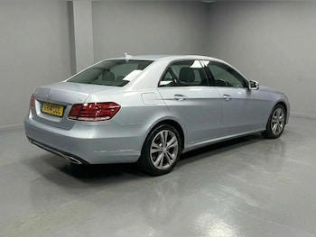Used Mercedes-Benz E Class 2014 for sale - 78414767: Photo