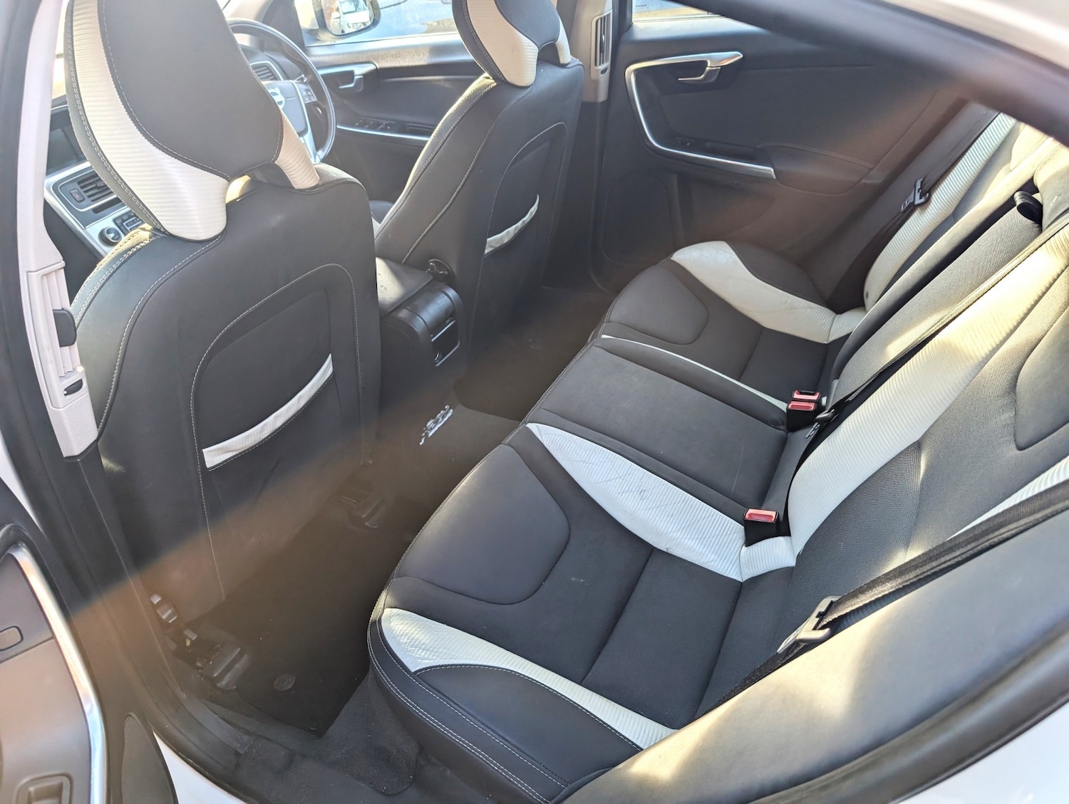 Used Volvo S60 2012 for sale - 76369213: Photo 7