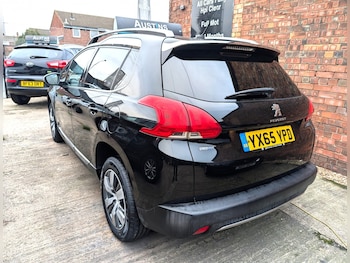 Used Peugeot 2008 2015 for sale - 76268535: Photo