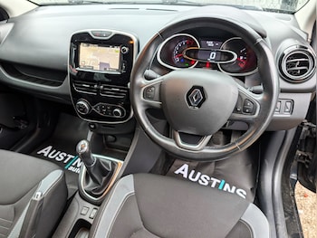 Used Renault Clio 2016 for sale - 76324807: Photo
