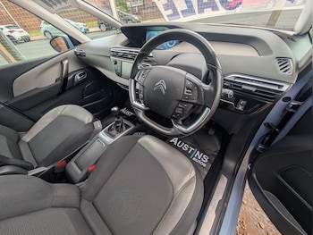 Used Citroen Grand C4 Picasso 2015 for sale - 78383257: Photo