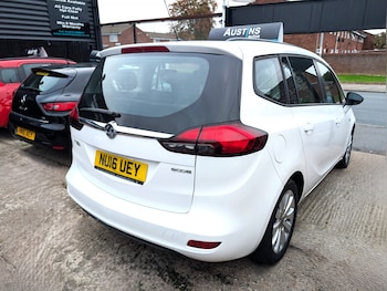Used Vauxhall Zafira Tourer 2016 for sale - 76268623: Photo 4