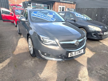 Vauxhall - Insignia