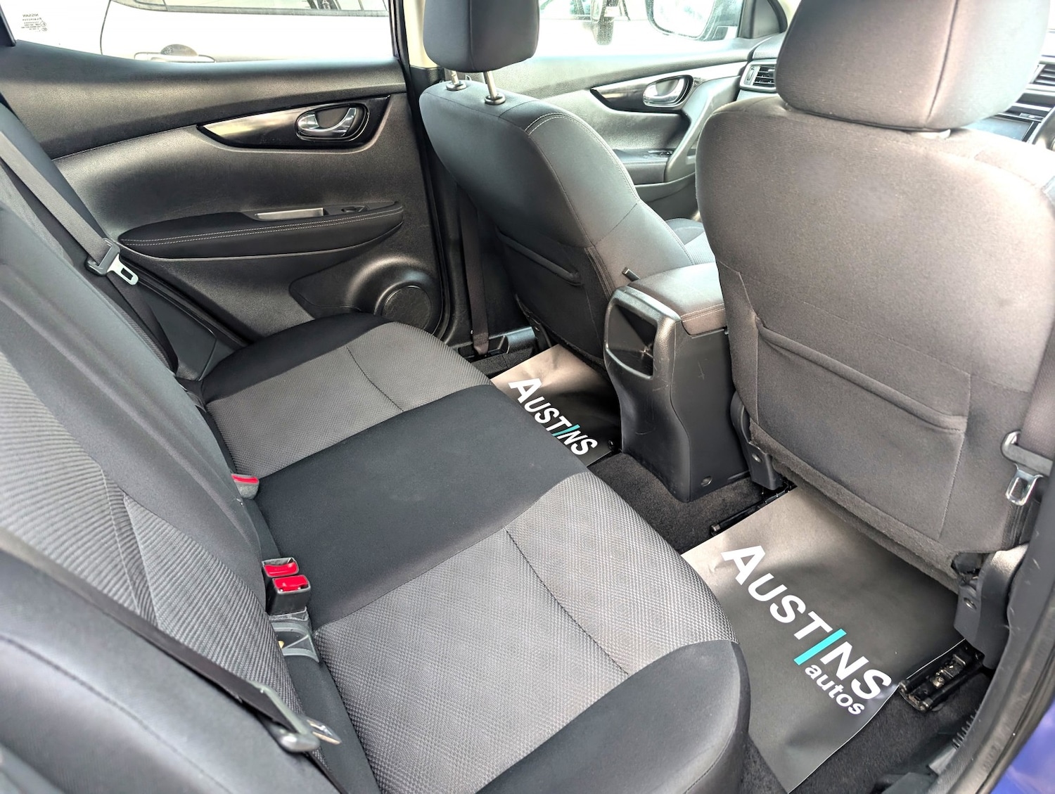 Used Nissan Qashqai 2016 for sale - 77357359: Photo 8