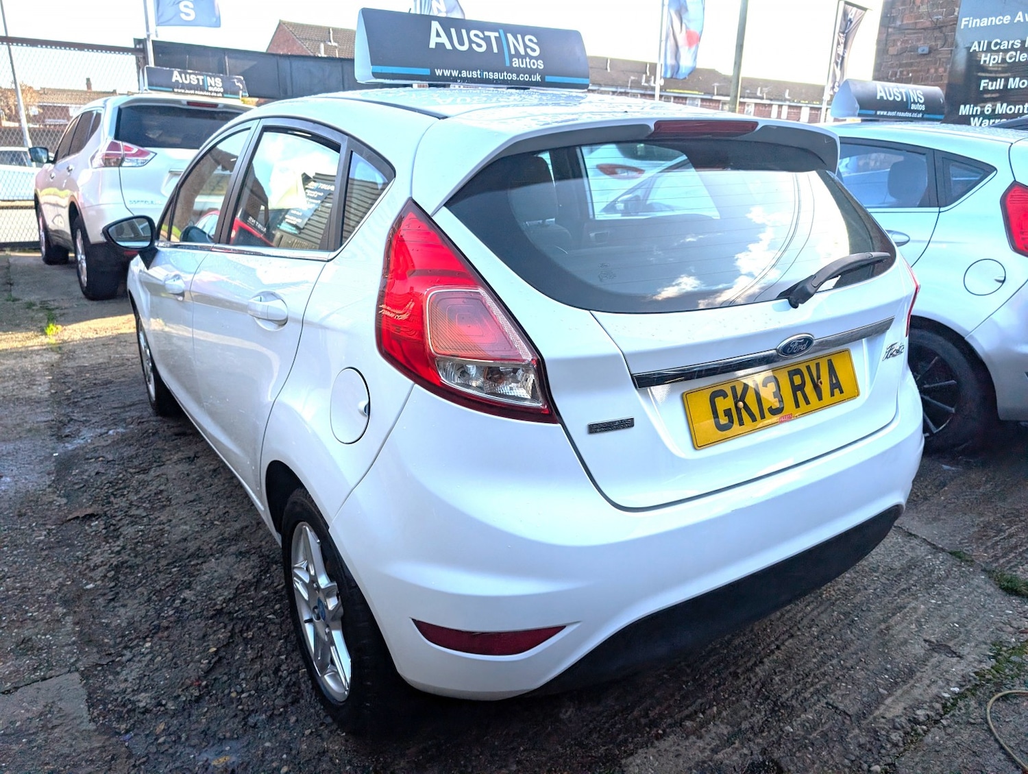 Used Ford Fiesta 2013 for sale - 76605886: Photo 3