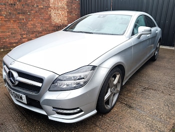 Mercedes-Benz - CLS