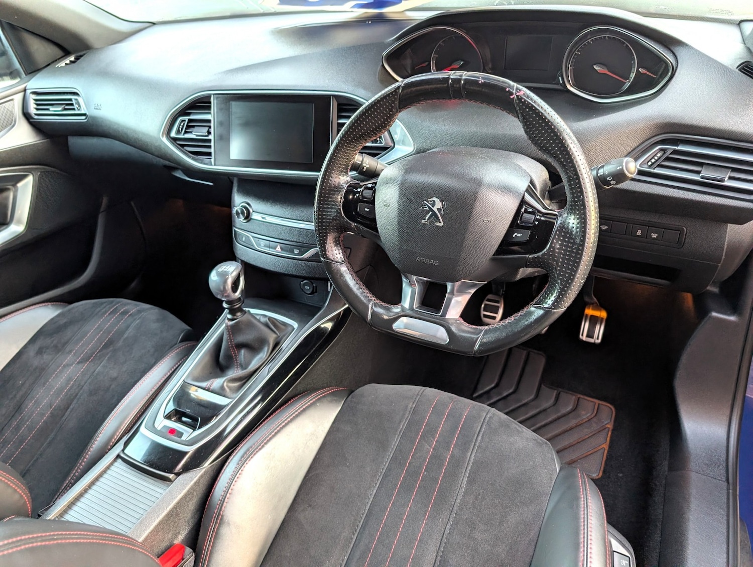 Used Peugeot 308 2015 for sale - 76910988: Photo 3