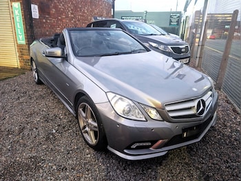Used Mercedes-Benz E Class 2011 for sale - 76725715: Photo