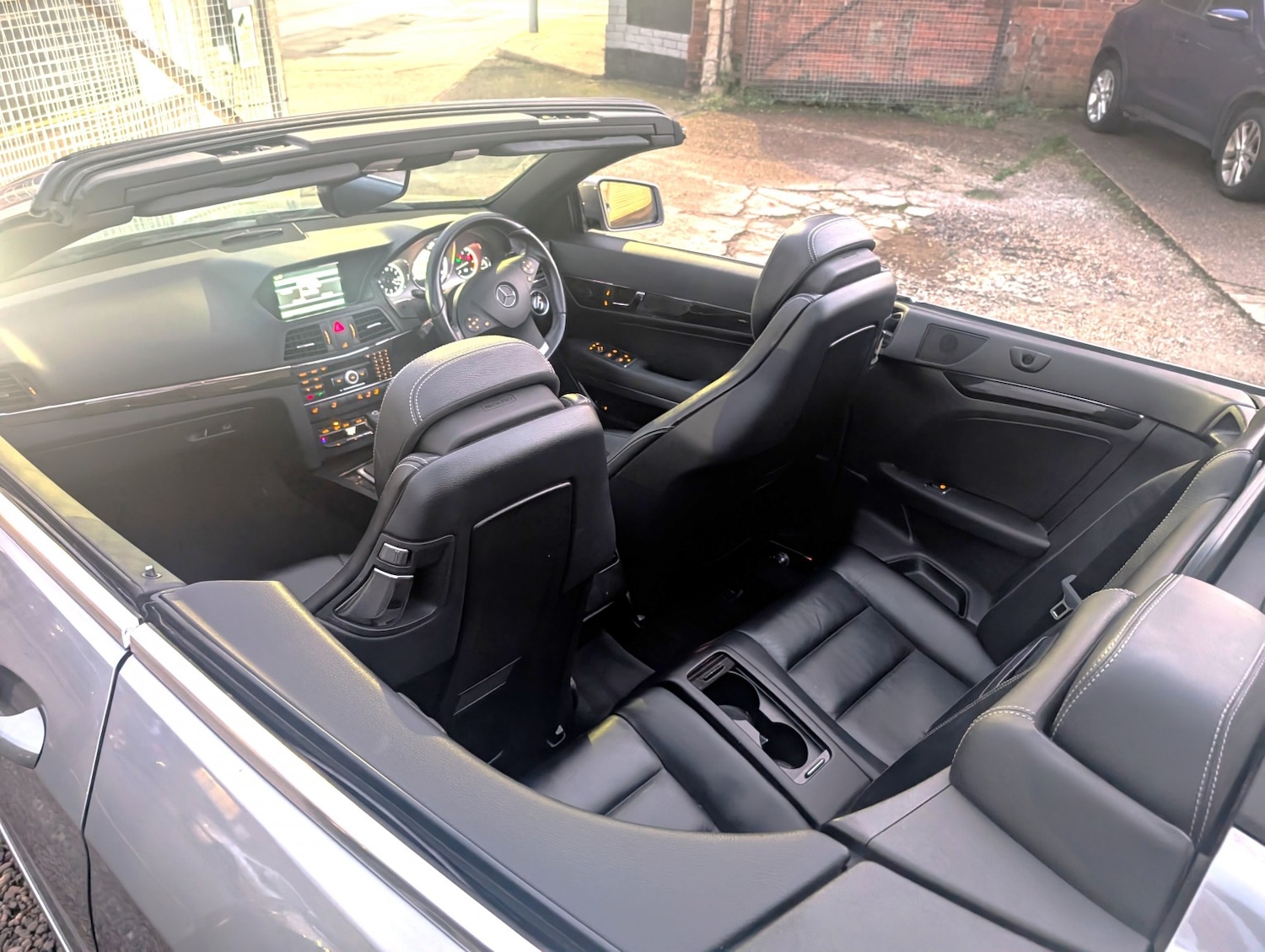 Used Mercedes-Benz E Class 2011 for sale - 76725715: Photo 7