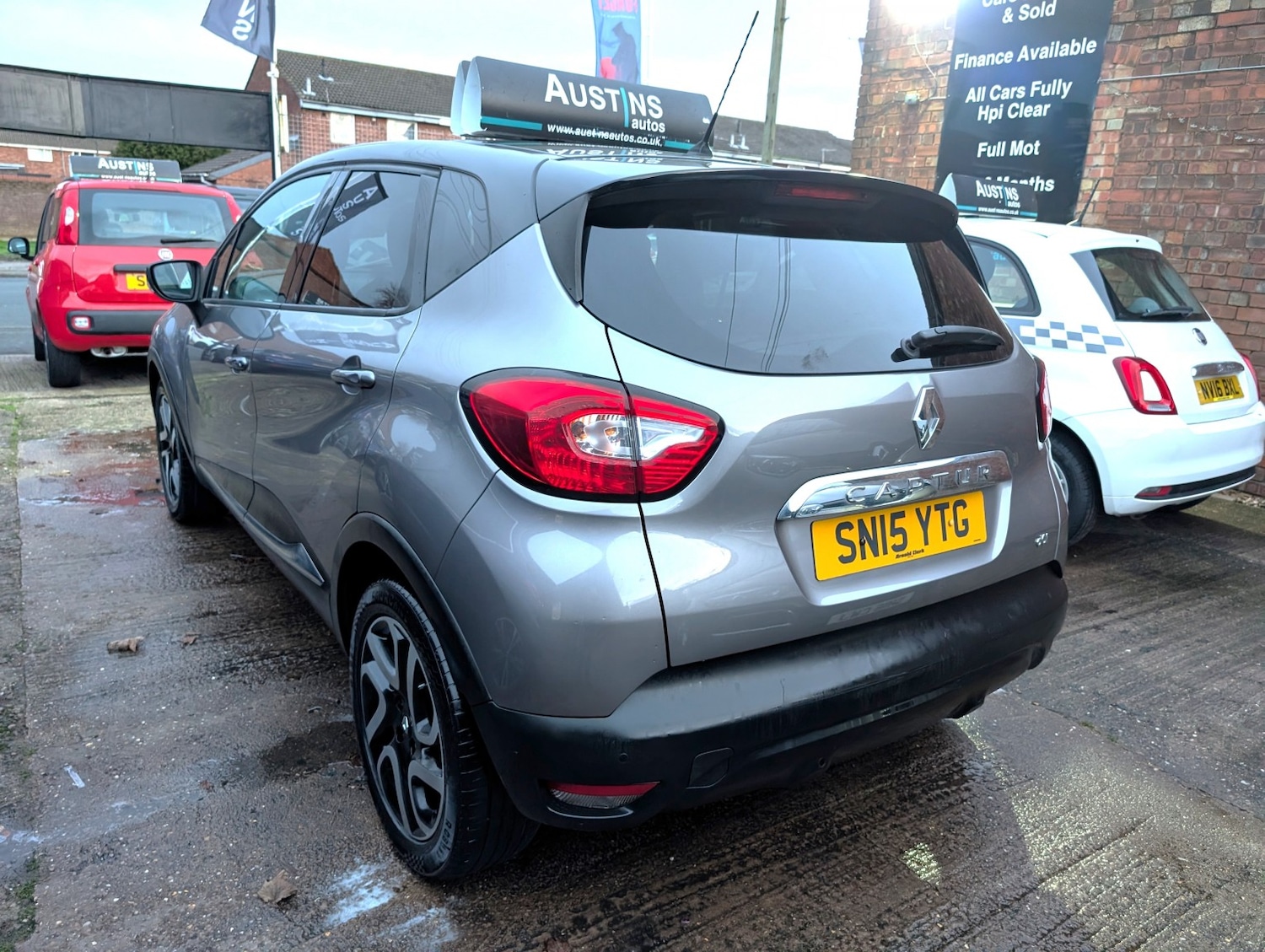 Used Renault Captur 2015 for sale - 76712626: Photo 4