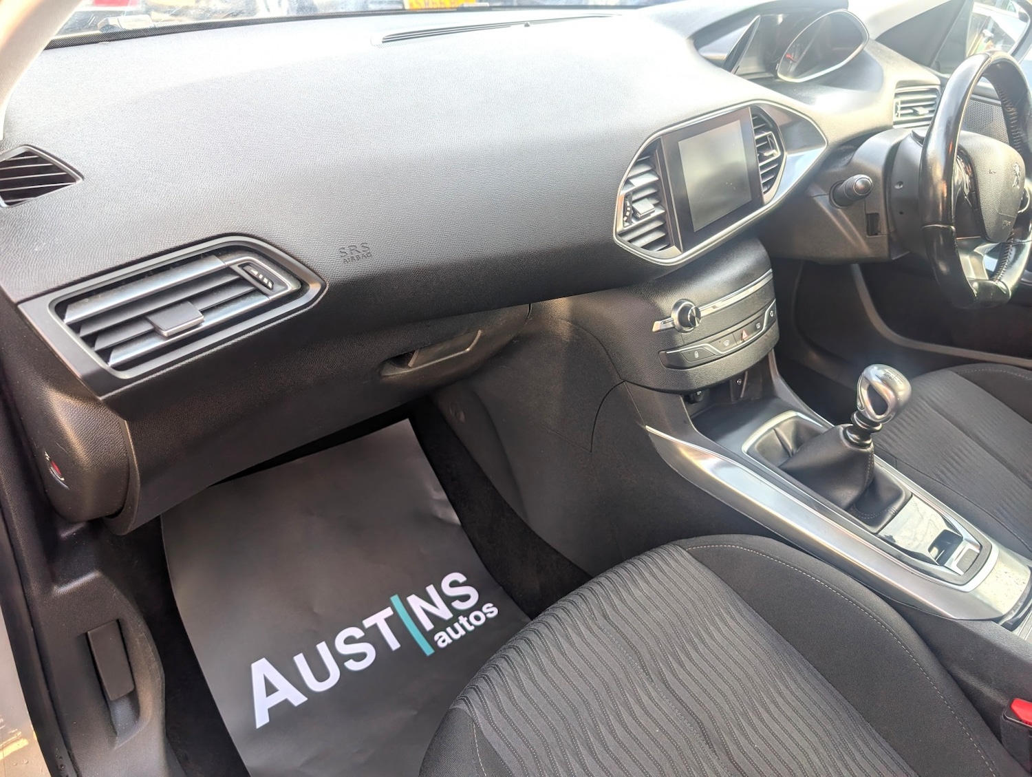 Used Peugeot 308 2015 for sale - 77721370: Photo 7