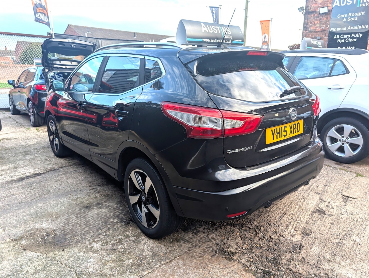 Used Nissan Qashqai 2015 for sale - 76334833: Photo 3