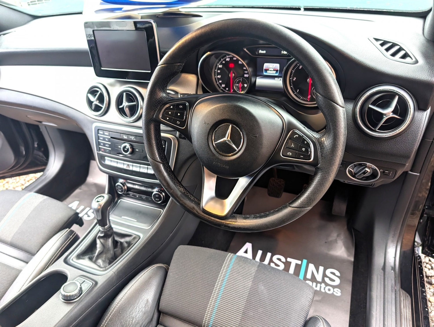 Used Mercedes-Benz CLA 2017 for sale - 76884804: Photo 4