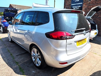Used Vauxhall Zafira Tourer 2015 for sale - 75598770: Photo