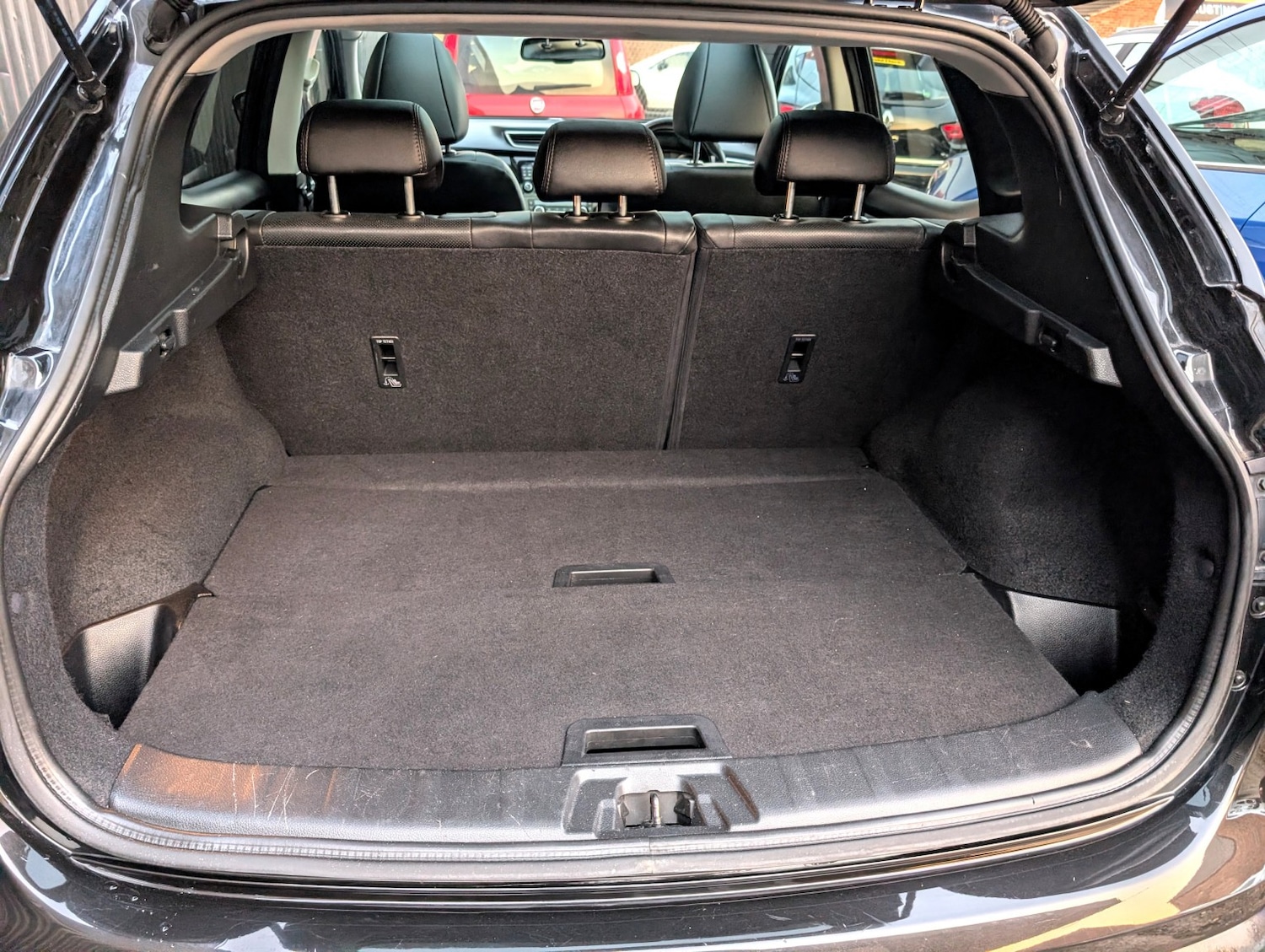 Used Nissan Qashqai 2015 for sale - 76407572: Photo 5