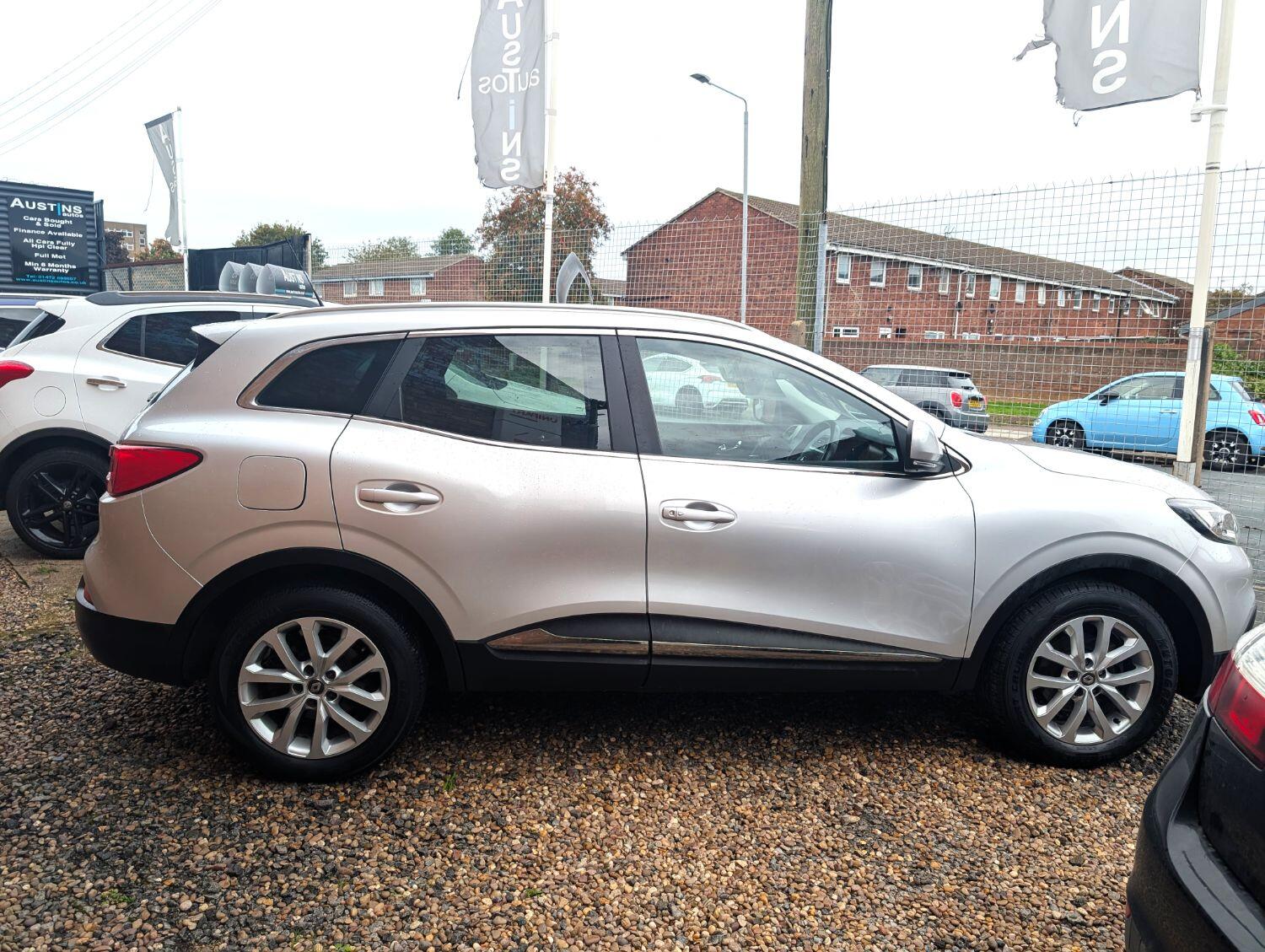Used Renault Kadjar 2016 for sale - 76134122: Photo 2