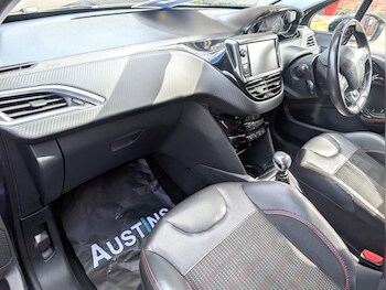 Used Peugeot 208 2017 for sale - 78782425: Photo